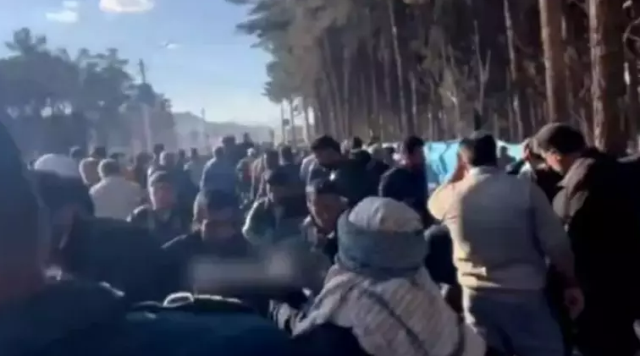 İran'da Kasım Süleymani'nin mezarı yakınında art arda 2 patlama: 73 ölü, 170 yaralı