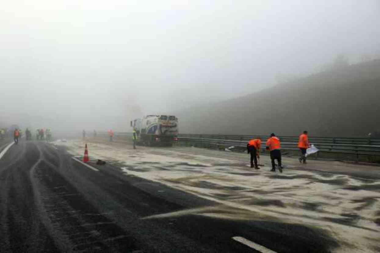Sakarya'da katliam gibi kazaya neden olan sis bulutunun uydu fotoğrafı ortaya çıktı Sakarya'da katliam gibi kazaya neden olan sis bulutunun uydu fotoğrafı ortaya çıktı