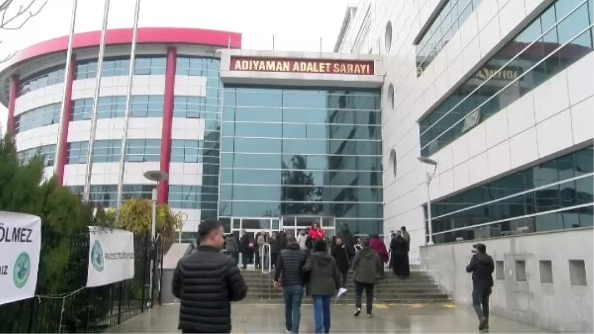 İsias Otel Davası: Depremde hayatını kaybedenlerin aileleri sanıkları eleştirdi