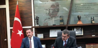 Milli Eğitim Bakanı Kastamonu'da Belediye Başkanlarını Ziyaret Etti
