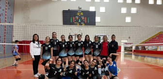 Kayapınar Belediyesi Sportif Faaliyetler Kulübü Kız Voleybol Takımı İlk Maçında Galibiyet Aldı