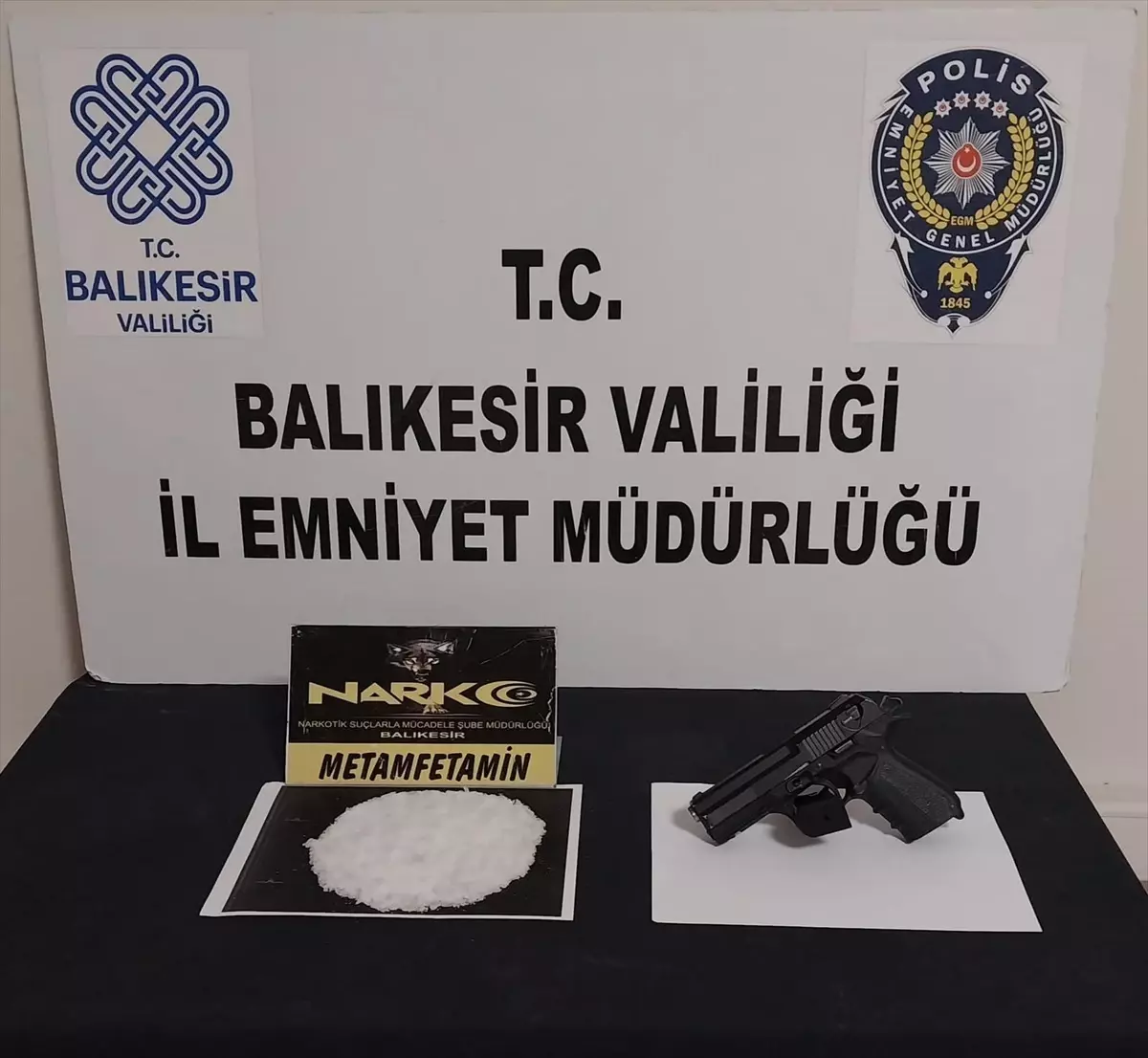 Bandırma'da Uyuşturucu Ticareti Operasyonu: 4 Zanlı Yakalandı
