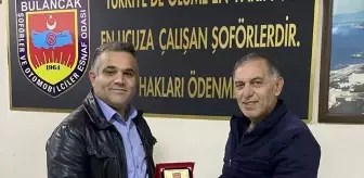 Bulancak Şoförler Odası Yılın İlk Aidatını Ödeyen Üyeye Plaket Verdi