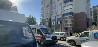 İstanbul Pendik'te Daire Yangınında 84 Yaşındaki Kadın Hayatını Kaybetti