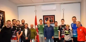 Nilüfer Belediyespor Hentbol Takımı 7 oyuncuyla sözleşme imzaladı