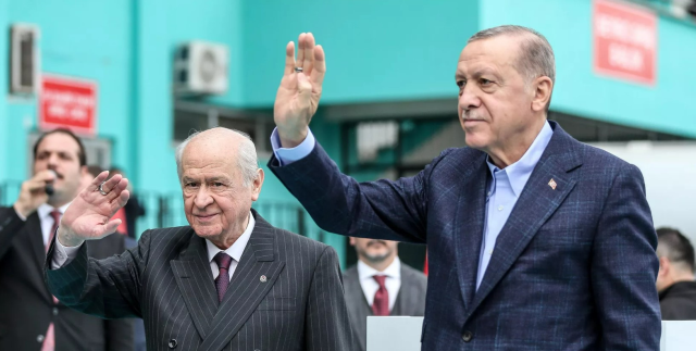 AK Parti'nin yarın 28 ilde adayı açıklanacak! Kulislerde İstanbul için 2 isim öne çıkıyor