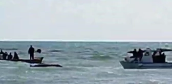 Antalya'da Denizde Alabora Olan Bottaki İki Kişi Balıkçılar Tarafından Kurtarıldı