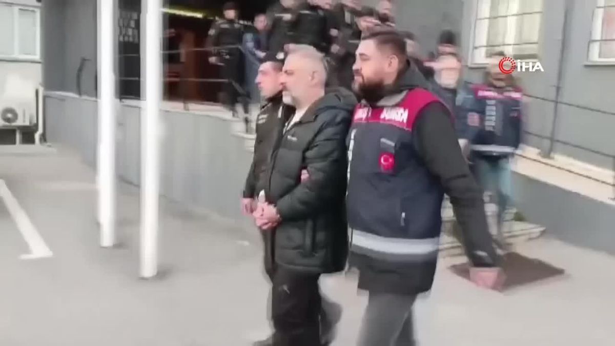 Bursa'daki kuyumcu fonu sanıkları adliyeye sevk edildi: 6 şüpheliden 3'ü tutuklandı