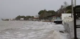 Çanakkale'de Lodos Etkisi Devam Ediyor