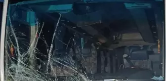 Çanakkale'de midibüs ile otomobil çarpıştı: 1 ölü, 4 yaralı