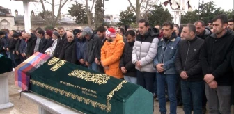 Fatih'te erkek arkadaşı tarafından öldürülen genç kız son yolculuğuna uğurlandı