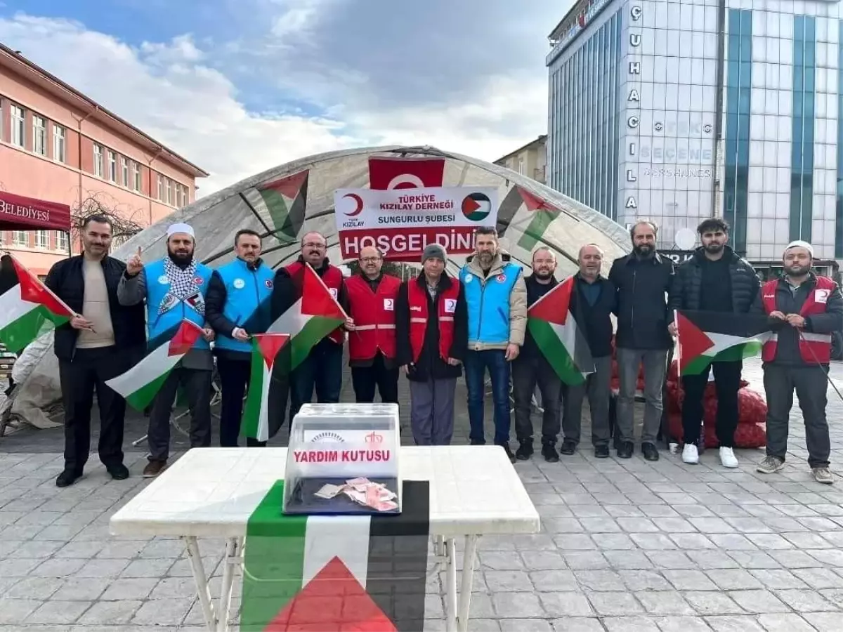 Kızılay Sungurlu Şubesi Filistin-Gazze hayır çarşısında 295 bin TL topladı