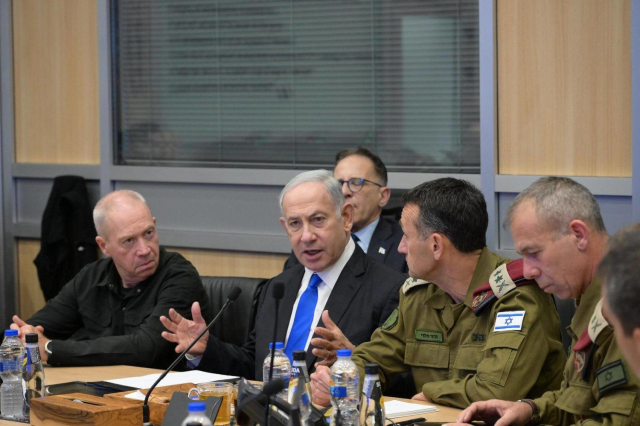 Netanyahu, bakanlara yalan makinesi testi yapılmasını istiyor