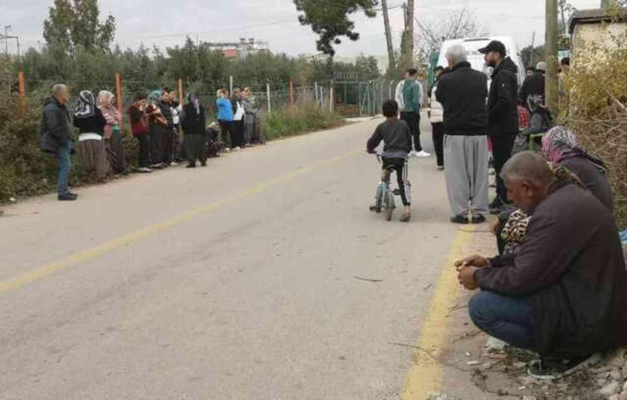 Tarsus'ta korkunç olay! 7 aylık hamile karısını satırla öldürüp torununu alıp kaçtı