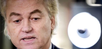 Wilders İslam karşıtı yasa tasarılarını geri çekti