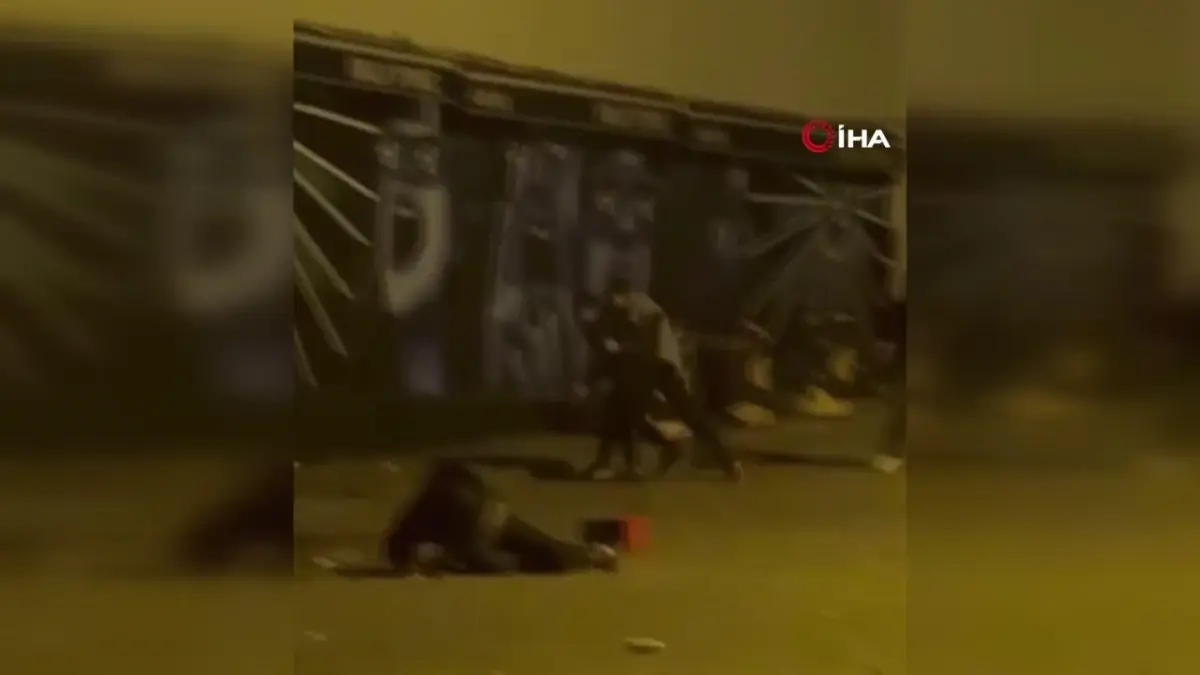 Eğlence mekanı önünde pompalı dehşet kamerada