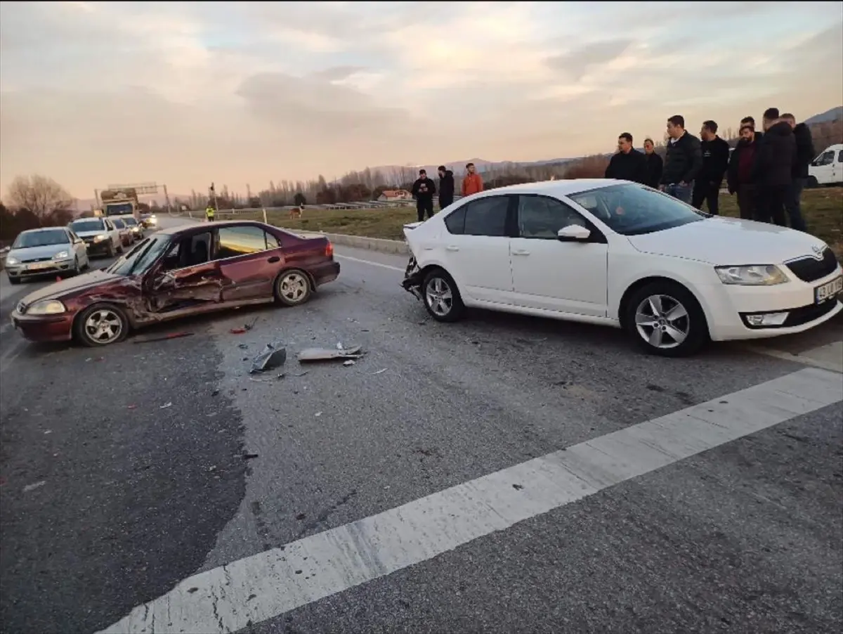 Kütahya'da trafik kazası: 1 kişi yaralandı