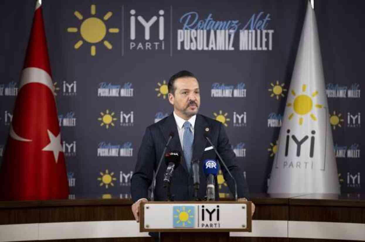 İYİ Parti'den, CHP lideri Özgür Özel'in Anayasa mitingi çağrısına yanıt: Katılmayacağız