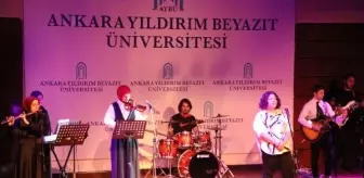 AYBÜ Tıp Fakültesi öğrencileri depremzedelere yardım için konser düzenledi