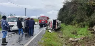 Aydın'ın Koçarlı ilçesinde minibüs devrildi, 2 kişi yaralandı
