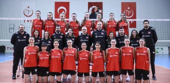 20 Yaş Altı Kadın Milli Voleybol Takımı Ankara'da kampa girdi