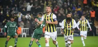 Fenerbahçe'nin Bosna Hersekli kaptanı Edin Dzeko, Konyaspor karşısında hat-trick yaptı