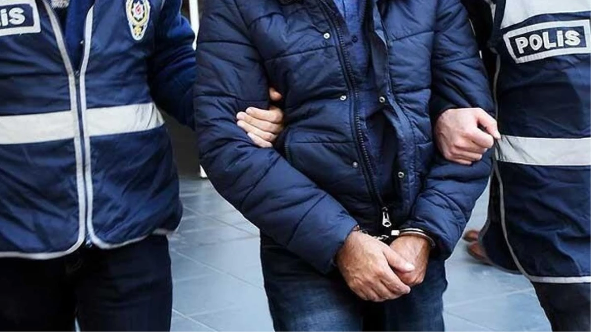 Türkiye'nin kırmızı bültenle aradığı 2 kişi Kosova'da yakalandı