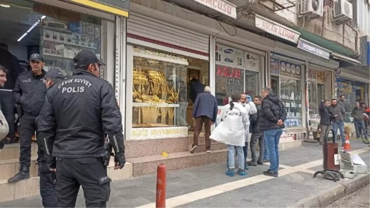 Mardin'de Kuyumcuya Soygun Girişimi: İş Yeri Sahibi Yaralandı