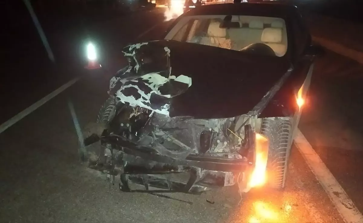 Tokat'ta Otomobil Çarpışması: 4 Kişi Yaralandı