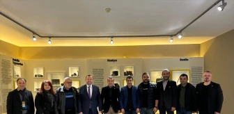 AK Parti Antalya Milletvekili İbrahim Ethem Taş ve İl Emniyet Müdürü Orhan Çevik, Antalya Gazeteciler Cemiyeti'ni ziyaret etti