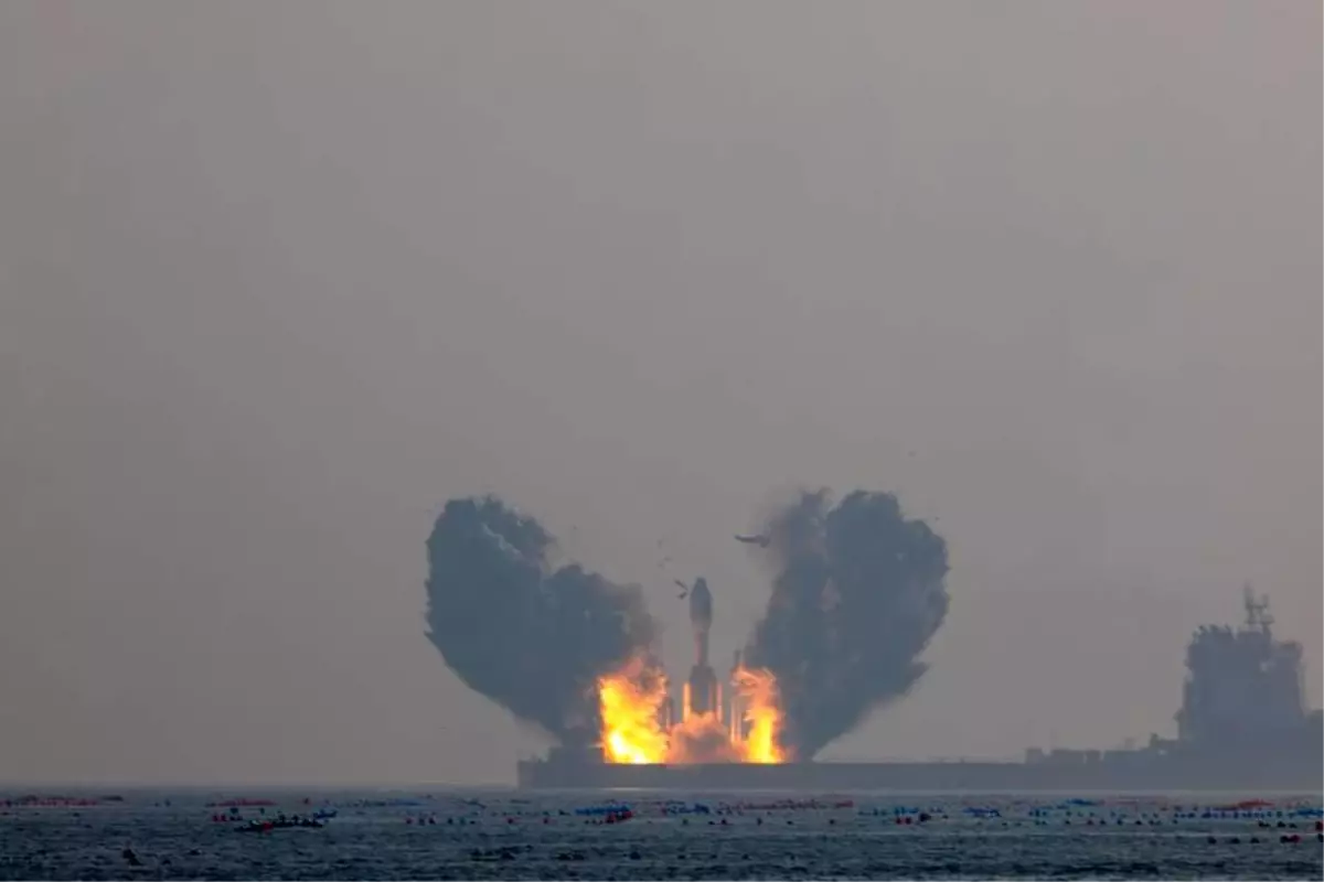 Çin, Gravity-1 Taşıyıcı Roketiyle Üç Uyduyu Uzaya Fırlattı