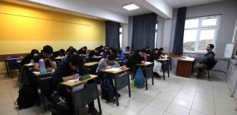 Başakşehir'de LGS ve TYT Deneme Sınavları Yapıldı