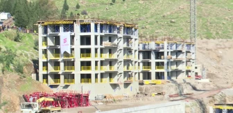 İzmir Büyükşehir Belediyesi, Çiğli'de 546 dairelik toplu konut projesini inceledi