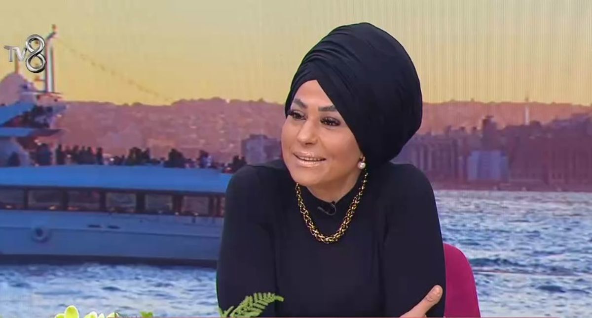 Esra Tokelli kimdir? Aramızda Kalmasın konuğu Esra Tokelli kaç yaşında, nereli? Esra Tokelli biyografisi!