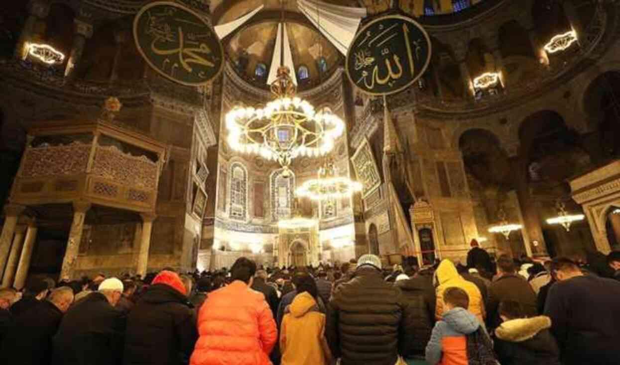 FACEBOOK KANDİL MESAJLARI 2024: En iyi, en güzel, kısa kandil mesajları! Kandil gecesi mesajları ve fotoğrafları!