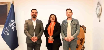 CHP Gençlik Kolları Başkanları Aydın Büyükşehir Belediye Başkanı Çerçioğlu'nu ziyaret etti