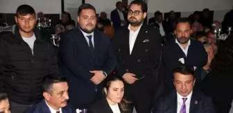 İYİ Parti Genel Başkan Yardımcısı Ayyüce Türkeş Taş, Mersin'de partililerle buluştu