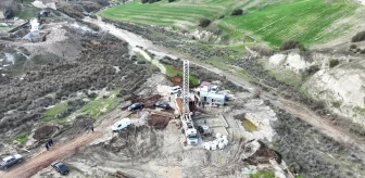 MHP Grup Başkanvekili Erkan Akçay, Kula'da jeotermal sondaj projesinin açılışına katıldı