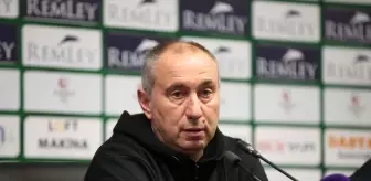 Sakaryaspor Teknik Sorumlusu Turgay Karslı: Mücadelesini vermedikleri hiçbir savaşı kazanamayacaklarını söyledi