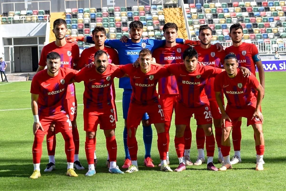 Altınordu, Nazilli Belediyespor'u mağlup ederek alt sıralardan uzaklaşmak istiyor