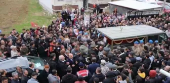 Kilit Harekatı'nda şehit olan Uzman Çavuş Serkan Sayin toprağa verildi