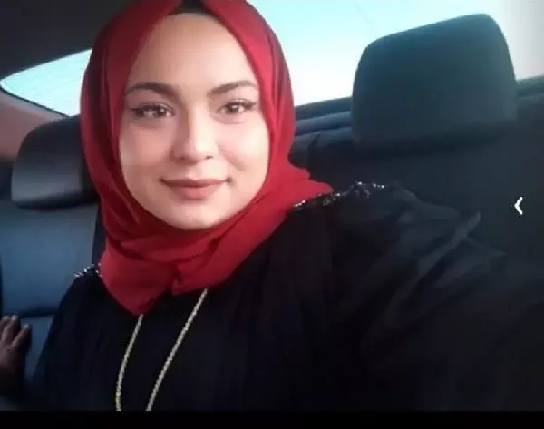 15 yaşındaki eski nişanlısını öldüren adamdan itiraf: 'Müstehcen görüntülerini internetten yayınladım' 15 yaşındaki eski nişanlısını öldüren adamdan itiraf: 'Müstehcen görüntülerini internetten yayınladım'