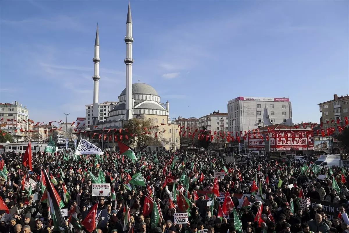 Bağcılar'da Terör Saldırıları ve İsrail'in Gazze Katliamları Protesto Edildi