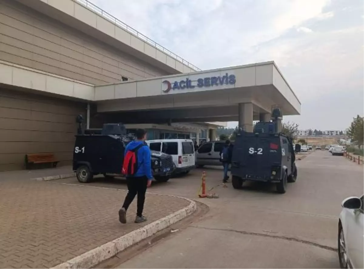 Diyarbakır'da Tel Örgü Kavgası: 2 Yaralı