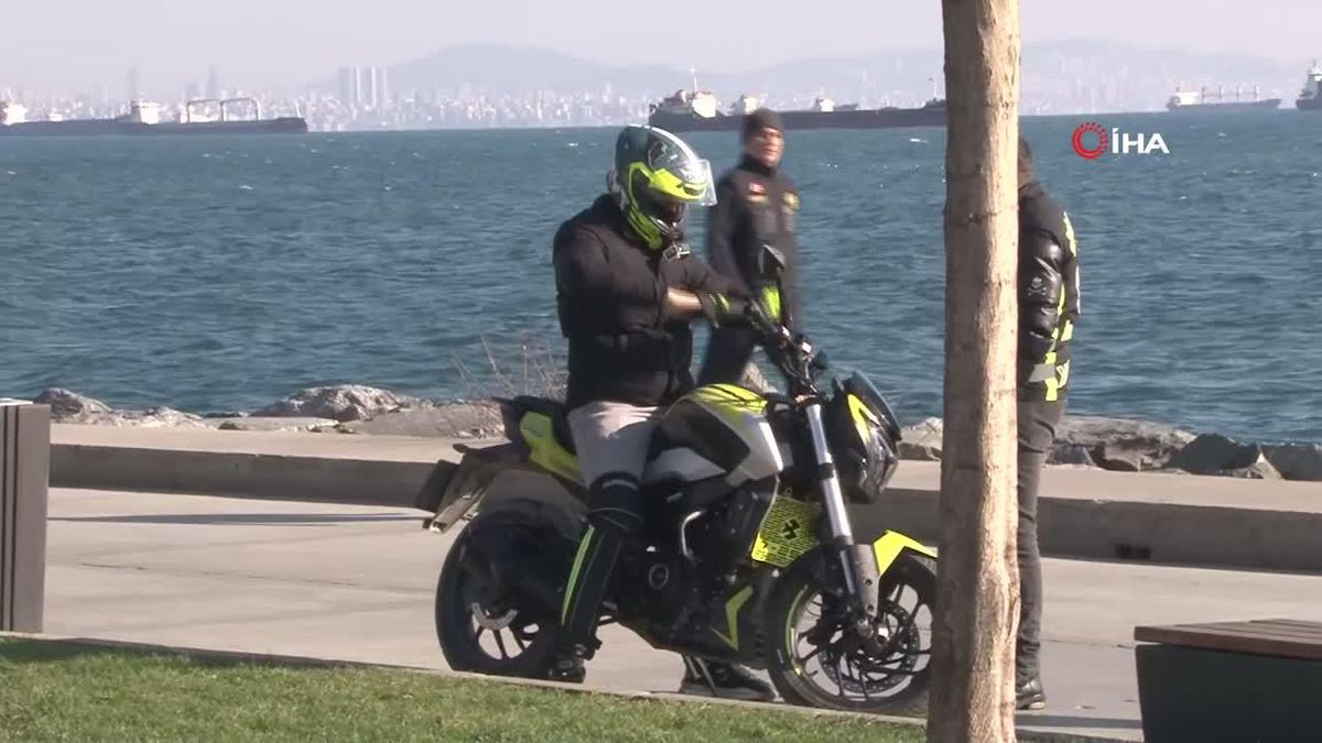 İstanbul'da yürüyüş yolunda motor kullanan sürücülere ceza yağdı