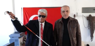 Ortaca Belediye Başkanı Alim Uzundemir, Görme Engellilere Beyaz Baston Hediye Etti