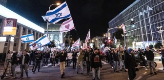 İsrailliler erken seçime gidilmesi için sokaklara döküldü: Netanyahu'yu verip esirleri geri alalım