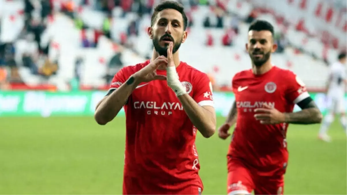 Yaptığı gol sevincinin bedeli ağır oldu! Antalyaspor İsrailli futbolcu Jehezkel'in biletini kesti