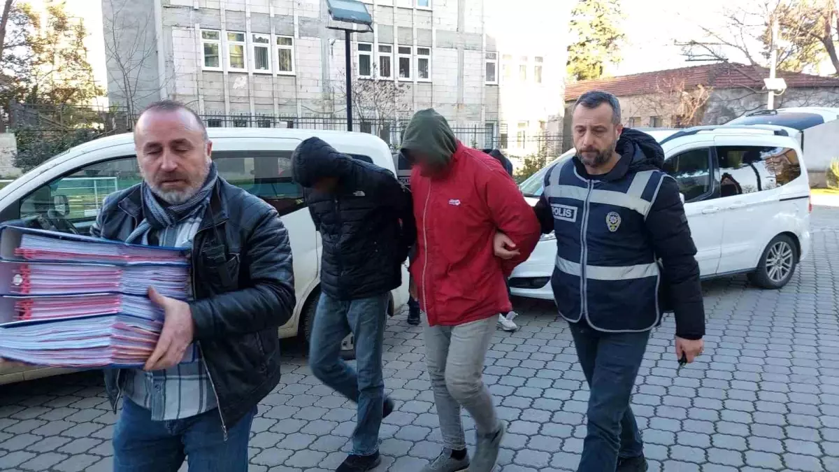 İnternet Dolandırıcılığı Operasyonunda 5 Kişi Adliyeye Sevk Edildi