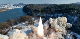 Kuzey Kore, hipersonik savaş başlığı taşıyan füze denemesi gerçekleştirdi